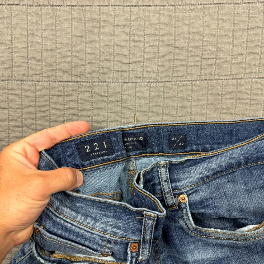 Lucky Brand 221 Straight Leg Jeans Mens 34x32 (33x30) Blue Denim Medium Wash